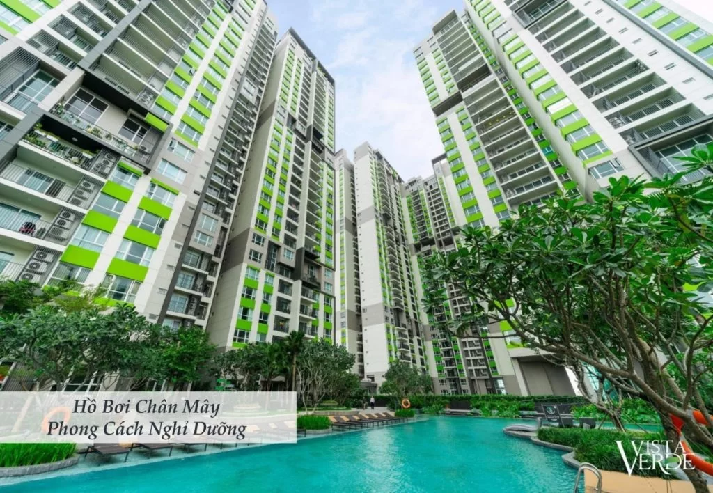 Hồ bơi chân mây tại vista verde